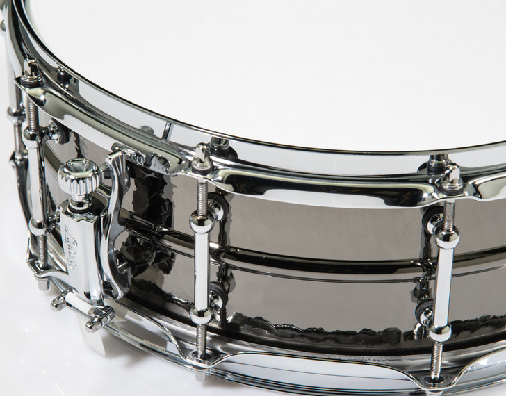 Ludwig 5.5x14 Hammered Black Beauty Snare Drum w/Tube Lugs