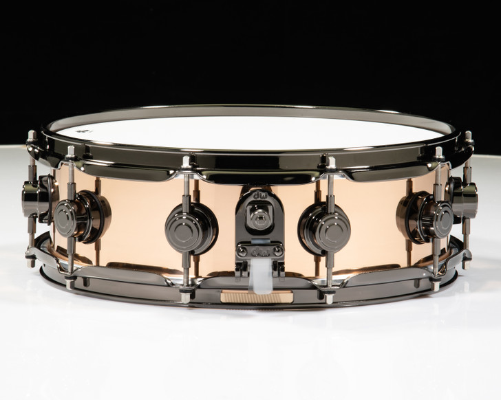 DW Polished Bronze 4x14 Snare Drum w/Black Nickel HW