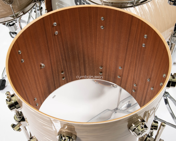 DW Collector's 5pc Maple / Mahogany Shell Pack -Creme Oyster