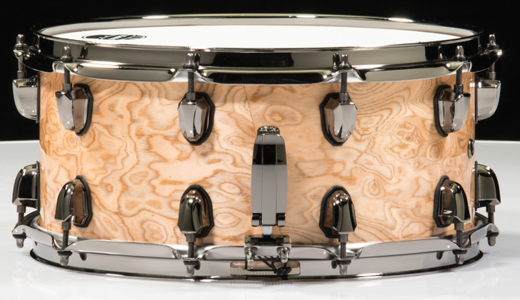 Side view of Mapex Saturn 14x6.5 Snare Drum - Natural Maple Burl