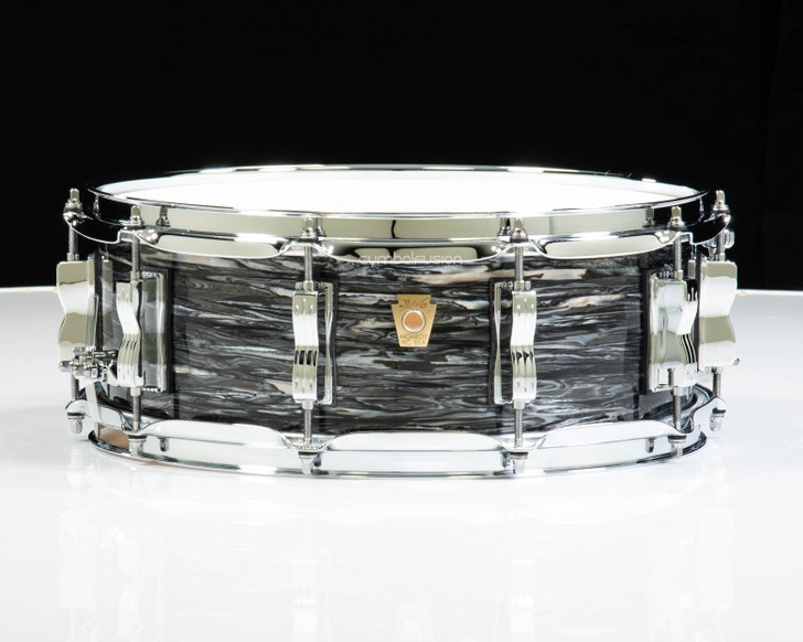 Ludwig Classic Maple 5x14 Snare Drum - Vintage Black Oyster