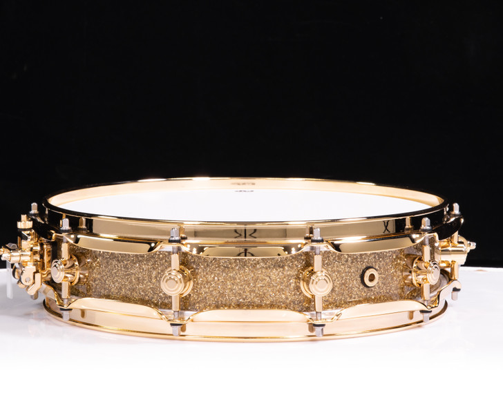 DW Collector's SSC Maple 3.14x14 Pi Snare - Gold Glass w/ Gold HW