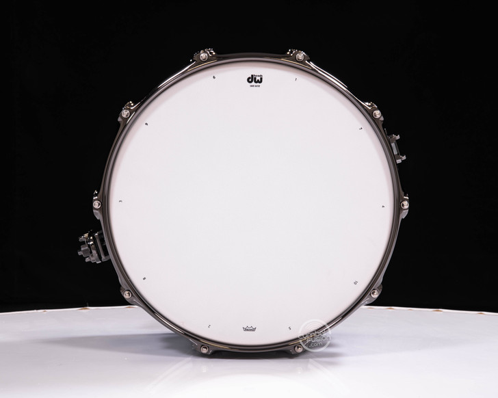 DW Collector's 7x14 SSC Maple Snare - Gloss White w/ Black Nickel HW