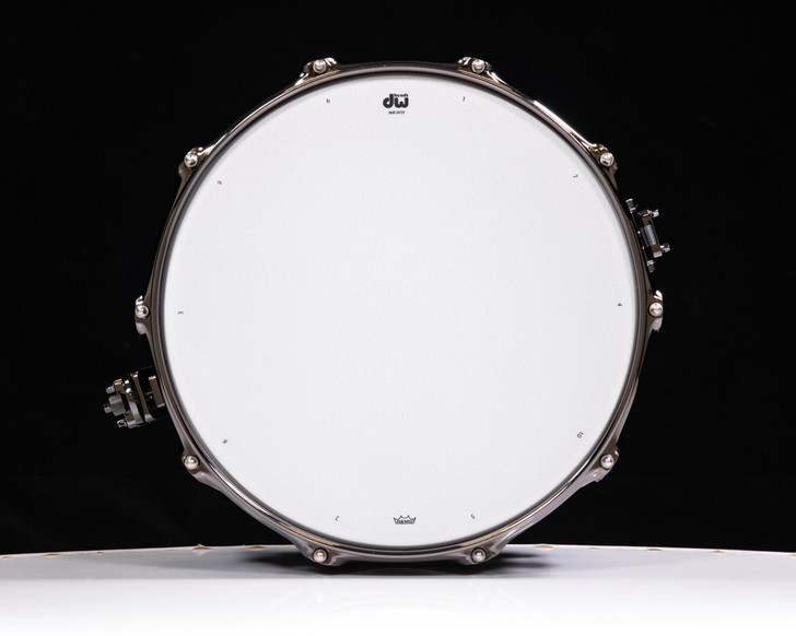 DW Collector's Carbon Fiber Edge 5.5x14 Snare w/Black Nickel HW