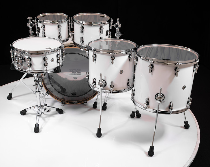 Sonor SQ2 6pc Beech Kit - Solid White w/Snow Tiger Hoops
