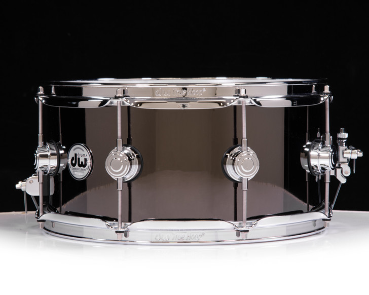 DW Collector's 6.5x14 Black Nickel over Brass 8-Lug Snare w/Chrome HW