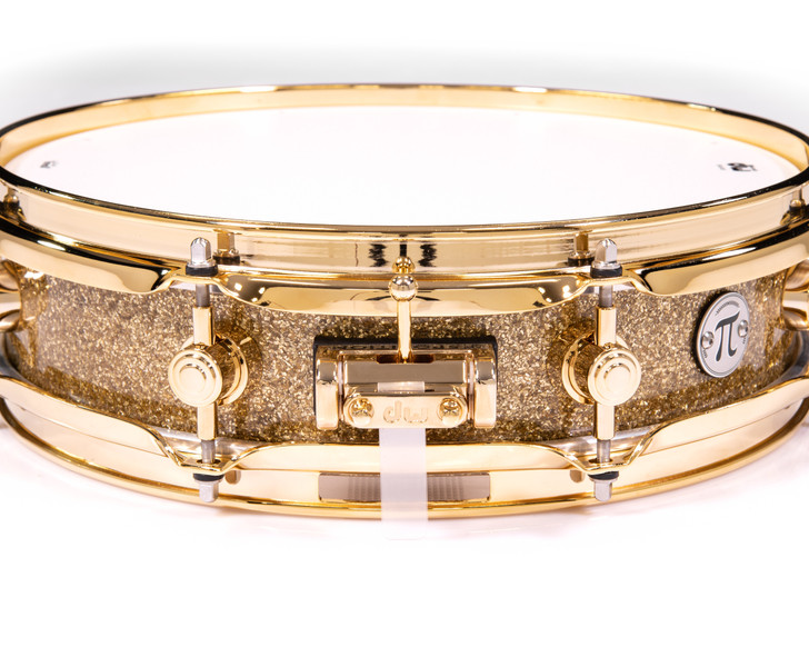DW Collector's SSC Maple 3.14x13 Pi Snare - Gold Glass w/ Gold HW