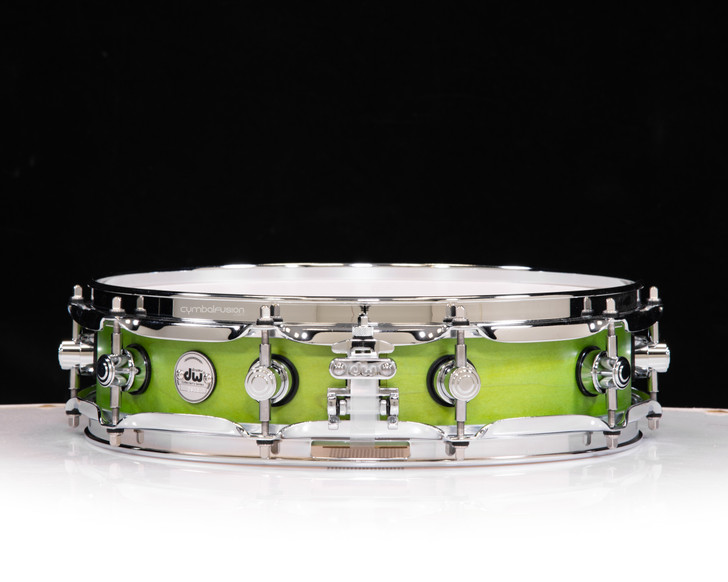 DW Collector's SSC Maple 3.14x14 Pi Snare - Lime Green w/ Chrome HW