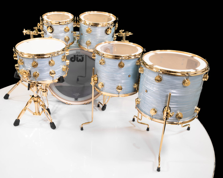 DW Collector's SSC Maple Pale Blue Oyster with Gold 6pc 10/12/14/16/22/14 TOP VIEW