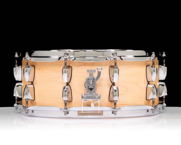 Yamaha Tour Custom 14”x5.5” Maple Snare Drum – Butterscotch Satin left side view