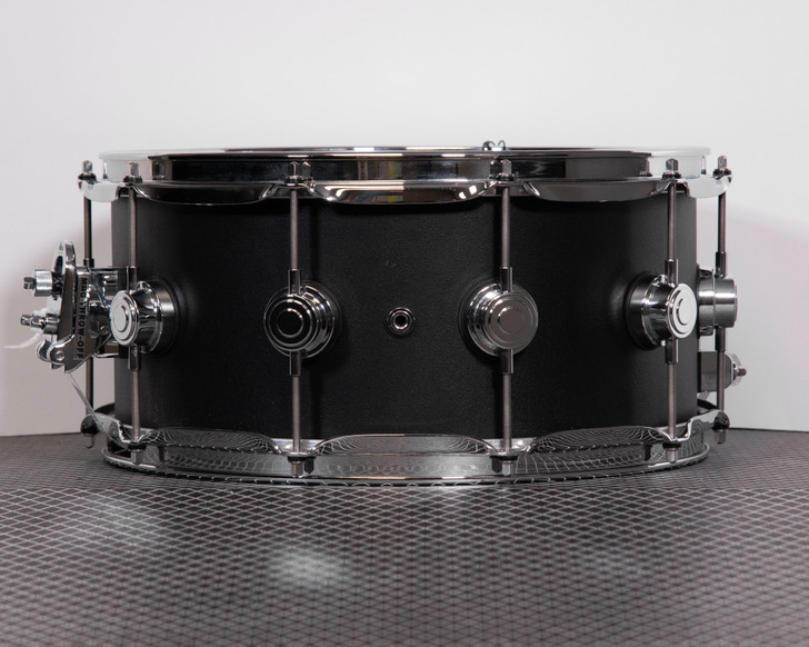 Used DW Collector's Series Black Hammer Brass 6.5" x 14" Snare Drum