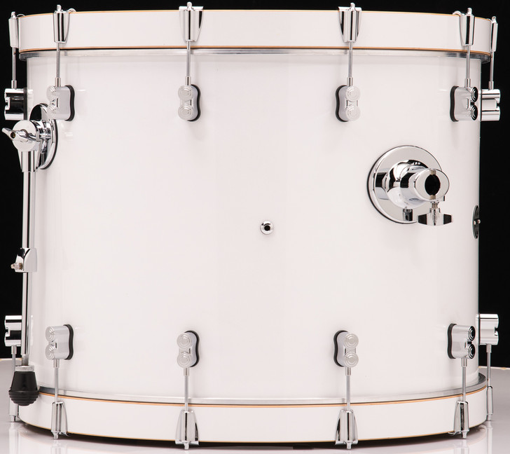 PDP Concept Maple Pearlescent White Bass Drum - 18x24
