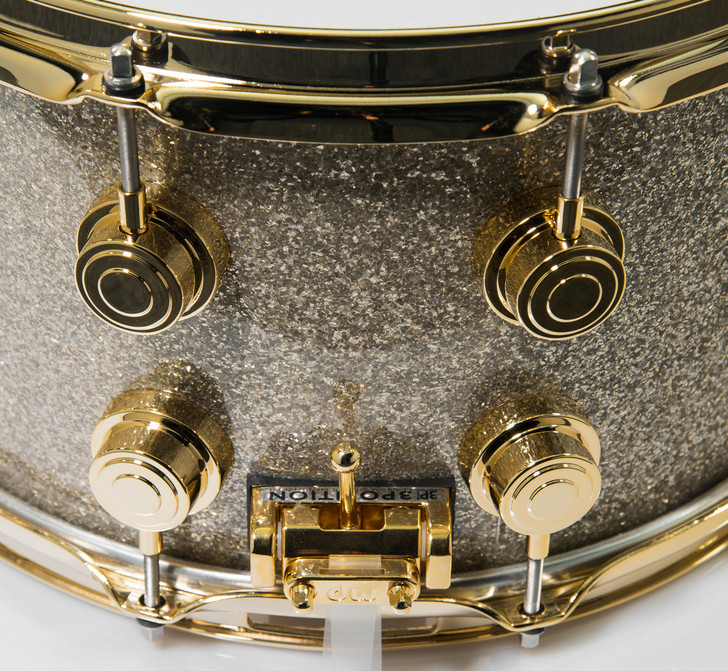 DW Collector's Broken Glass 8x 14 w/ Gold Hardware Closeup