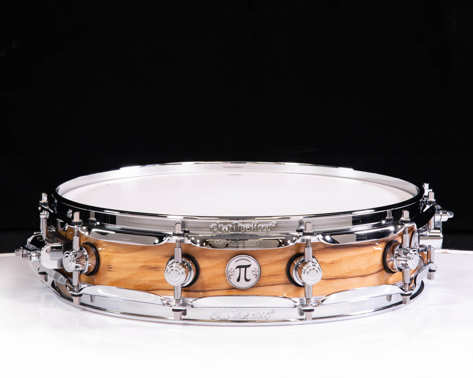 DW Collector's Pi Snare - High Gloss over Exotic Olive Ash Burl 3/3/3 Shell (1216173)