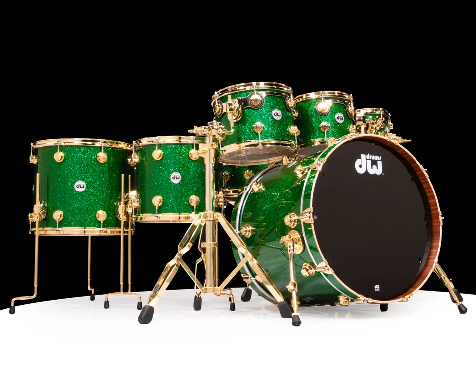DW Collector's Maple Mahogany 7pc Green Glass with Gold