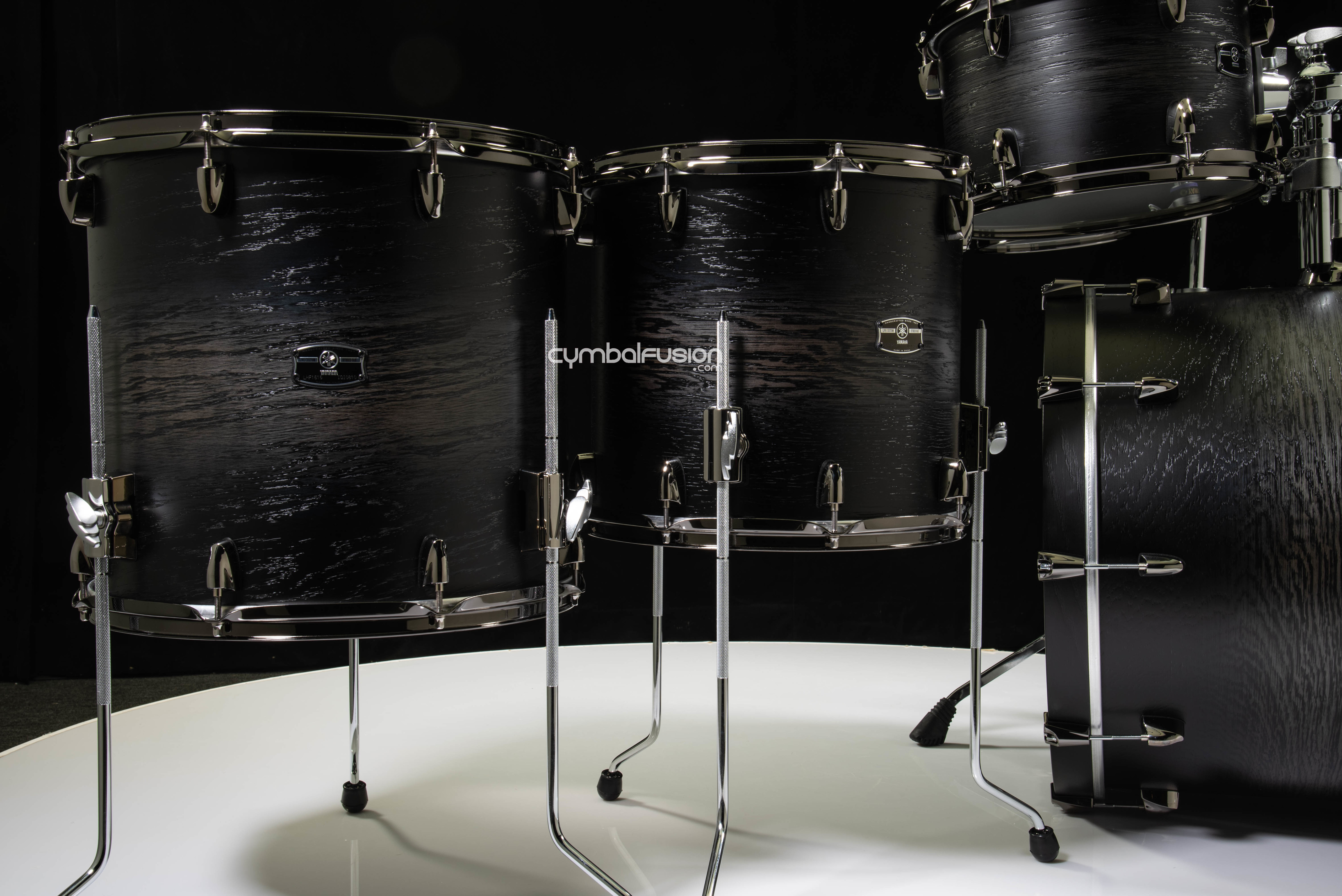 Yamaha Live Custom Hybrid Oak 6pc Shell Pack - Uzu Charcoal