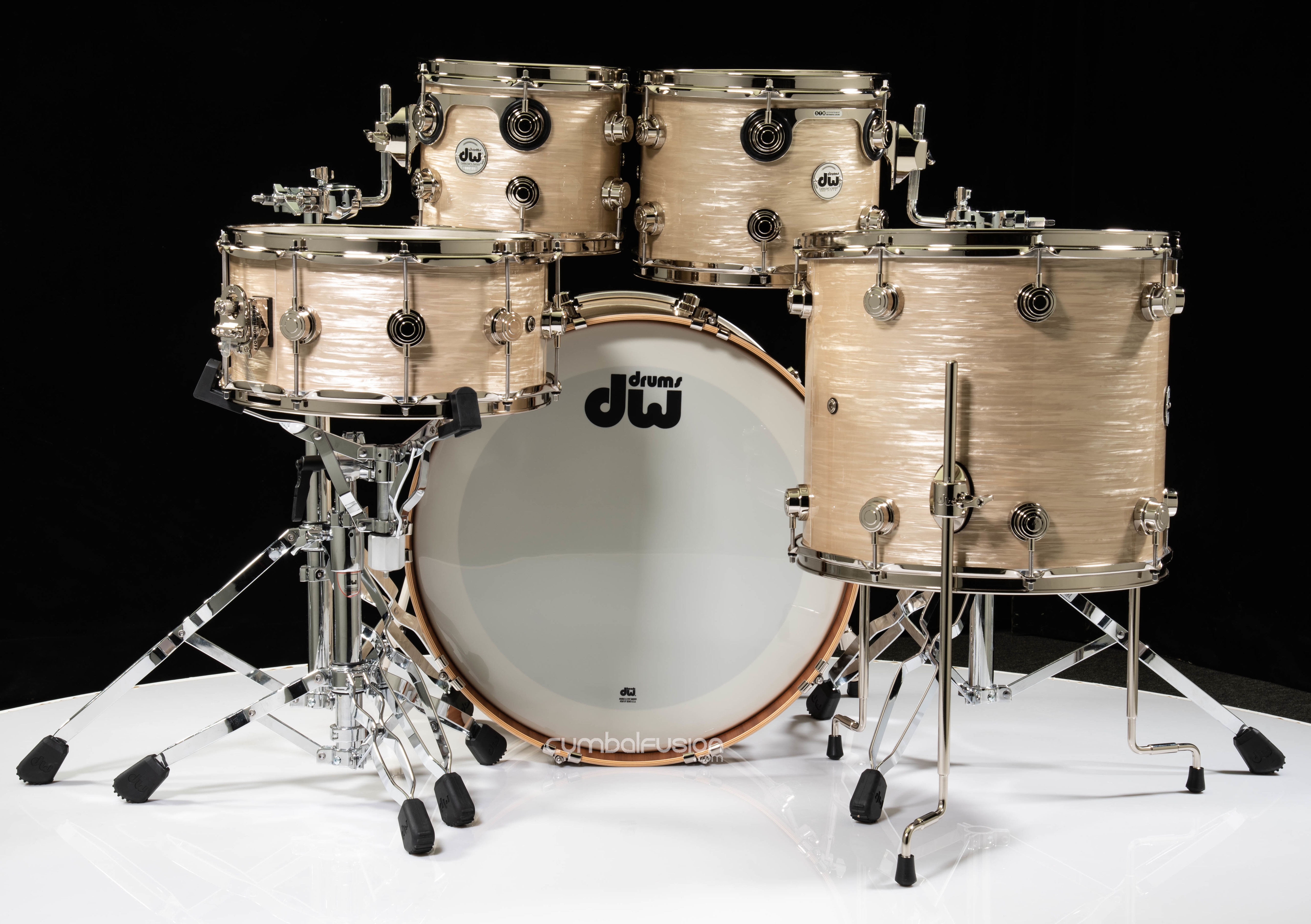 DW Collector's 5pc Maple / Mahogany Shell Pack -Creme Oyster