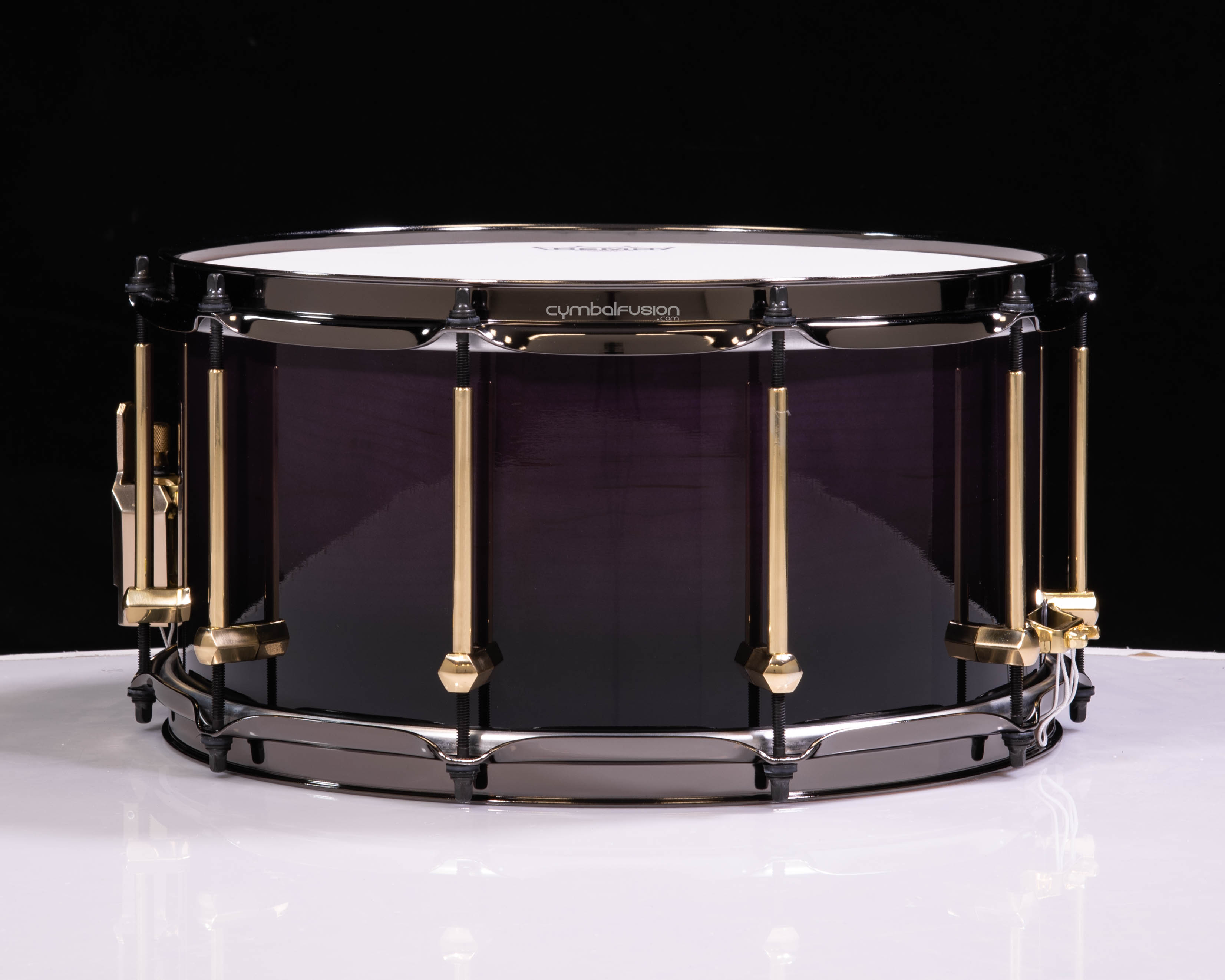 Noble Cooley SS Maple 7 x 14 Snare - Purple to Black Fade High Gloss