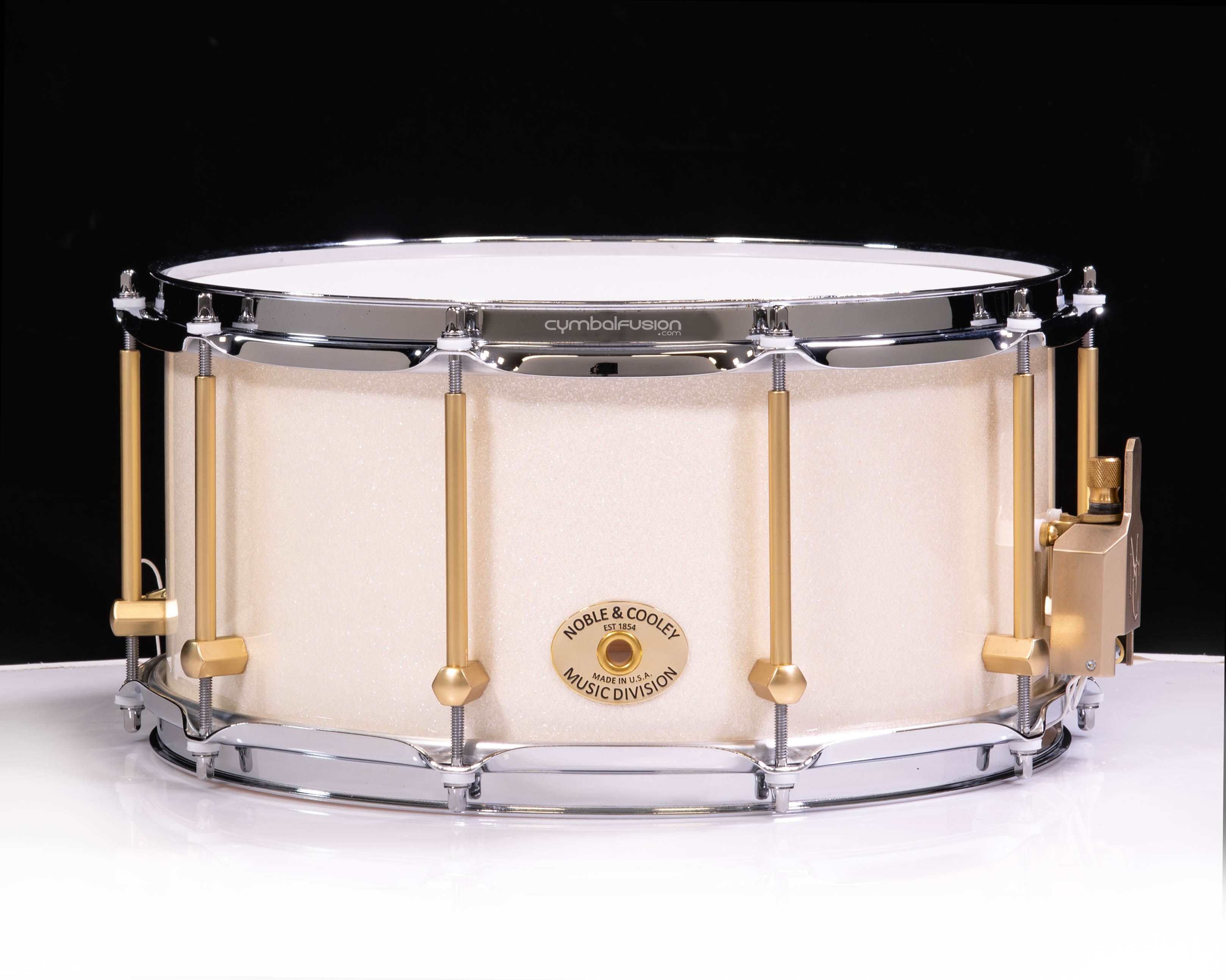 Noble Cooley SS Maple 7 x 14 Snare - Purple to Black Fade High Gloss