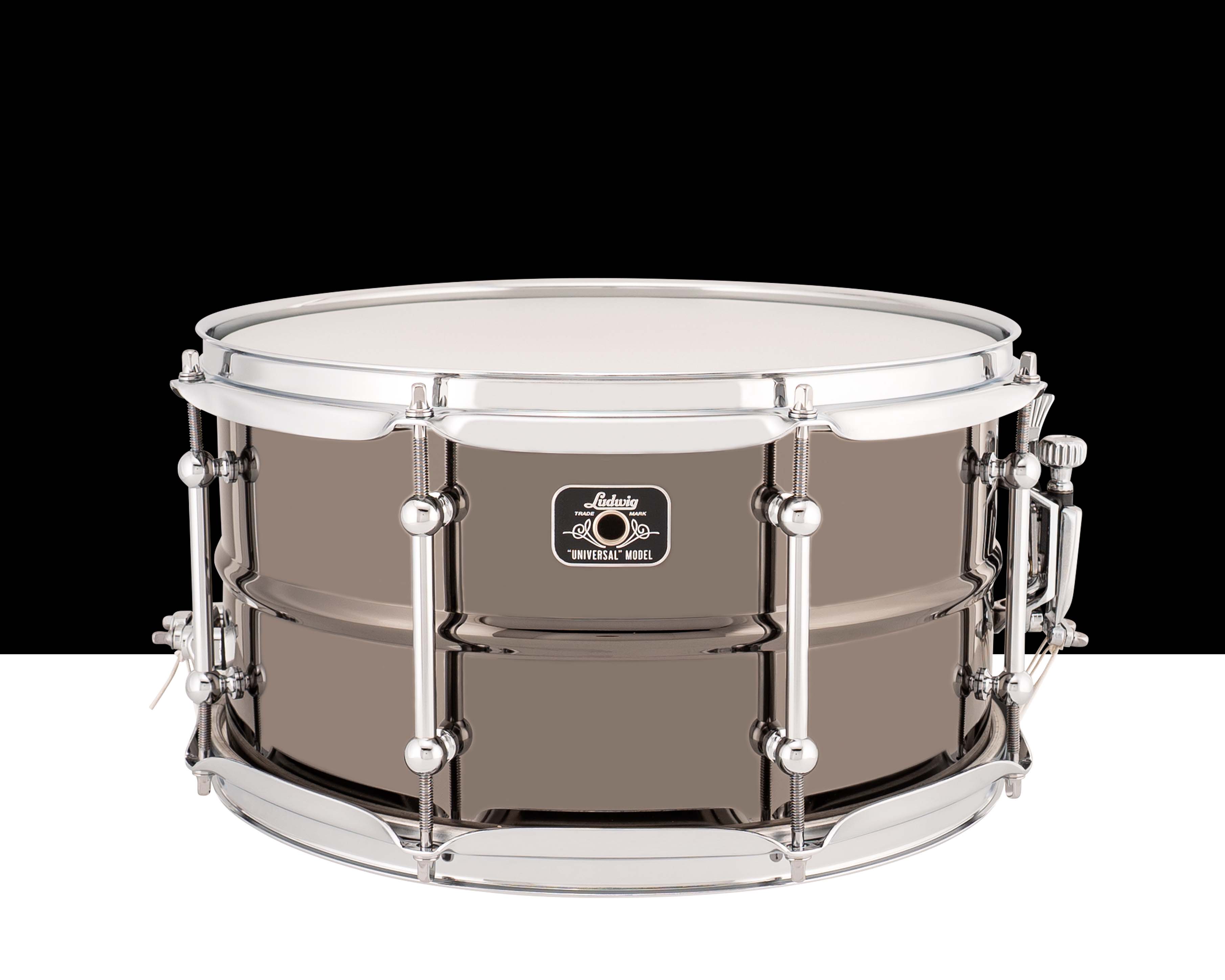 Ludwig 7x13 Universal Brass Snare Drum with Chrome (LU0713C)