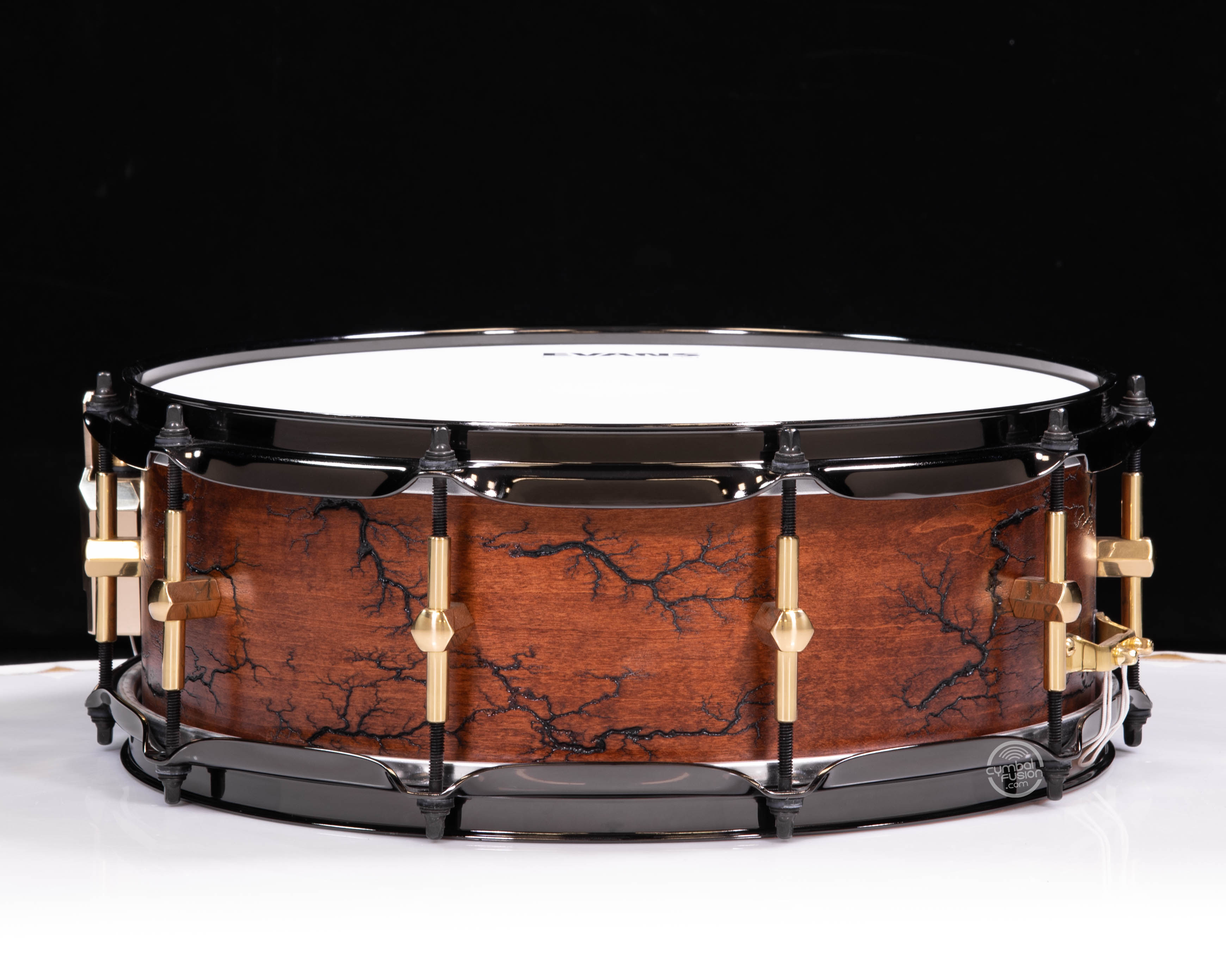 Noble & Cooley SS Maple 5x14 Snare - Matte Honey Maple w/Fractals