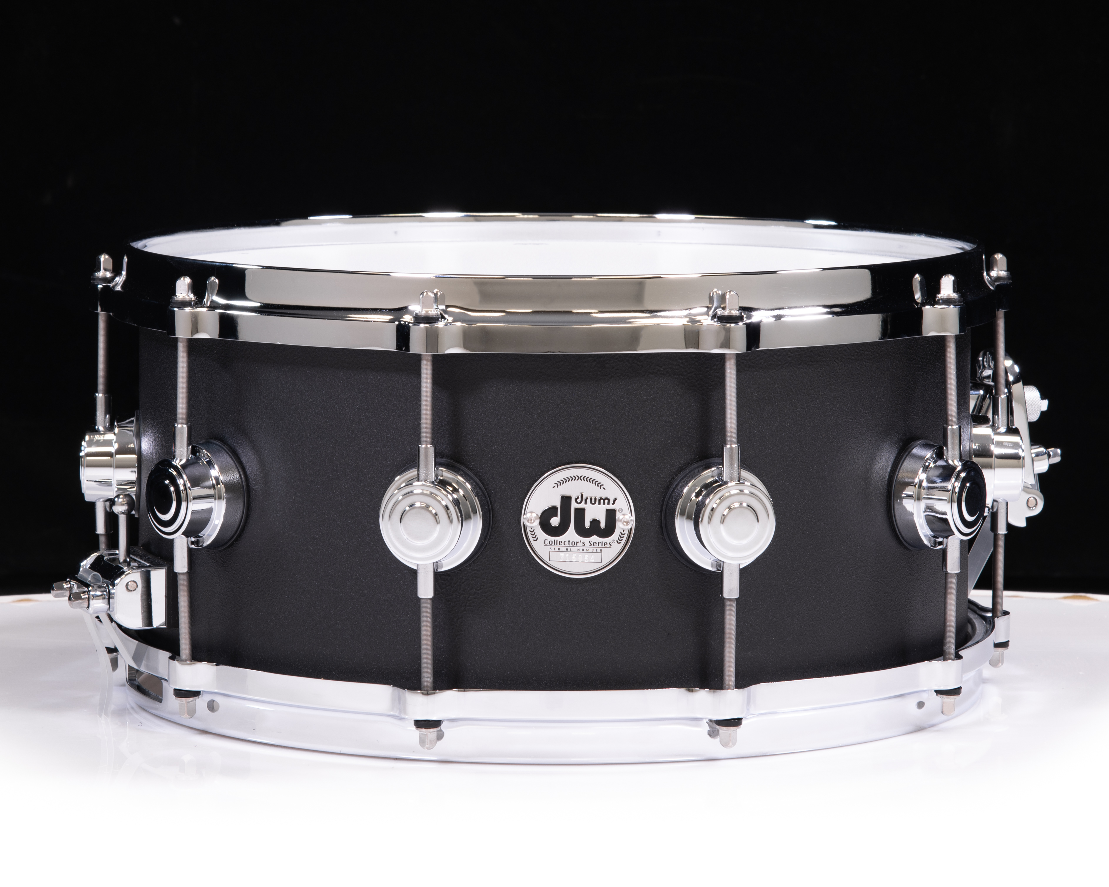 D‘sModelingWorks!co.品 DW Collectors 6.5x14 Black Powder Coated Aluminum Snare W/ Sub