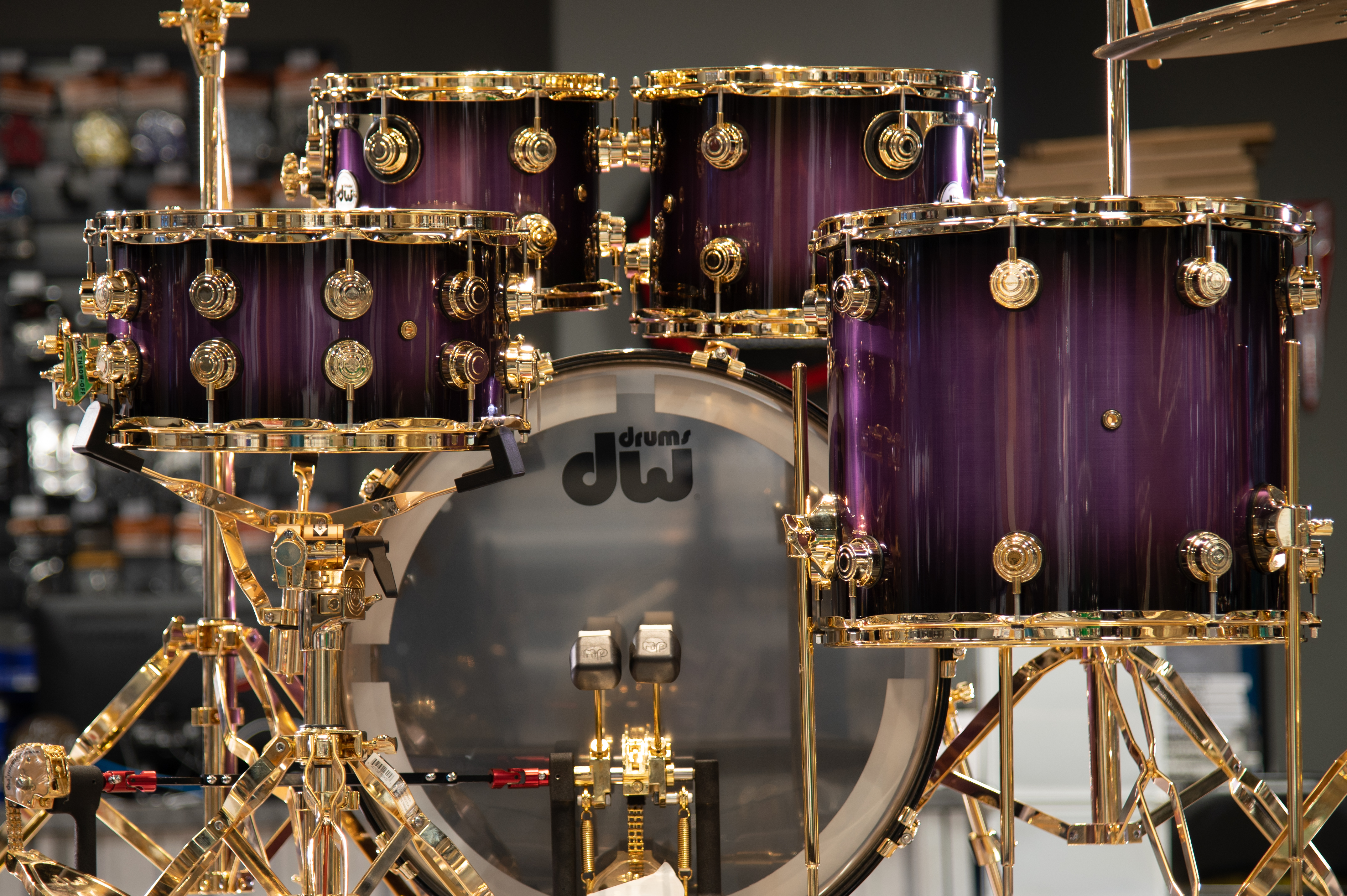 DW Collector's 5pc Maple Kit - Anodized Purple to Black Burst w