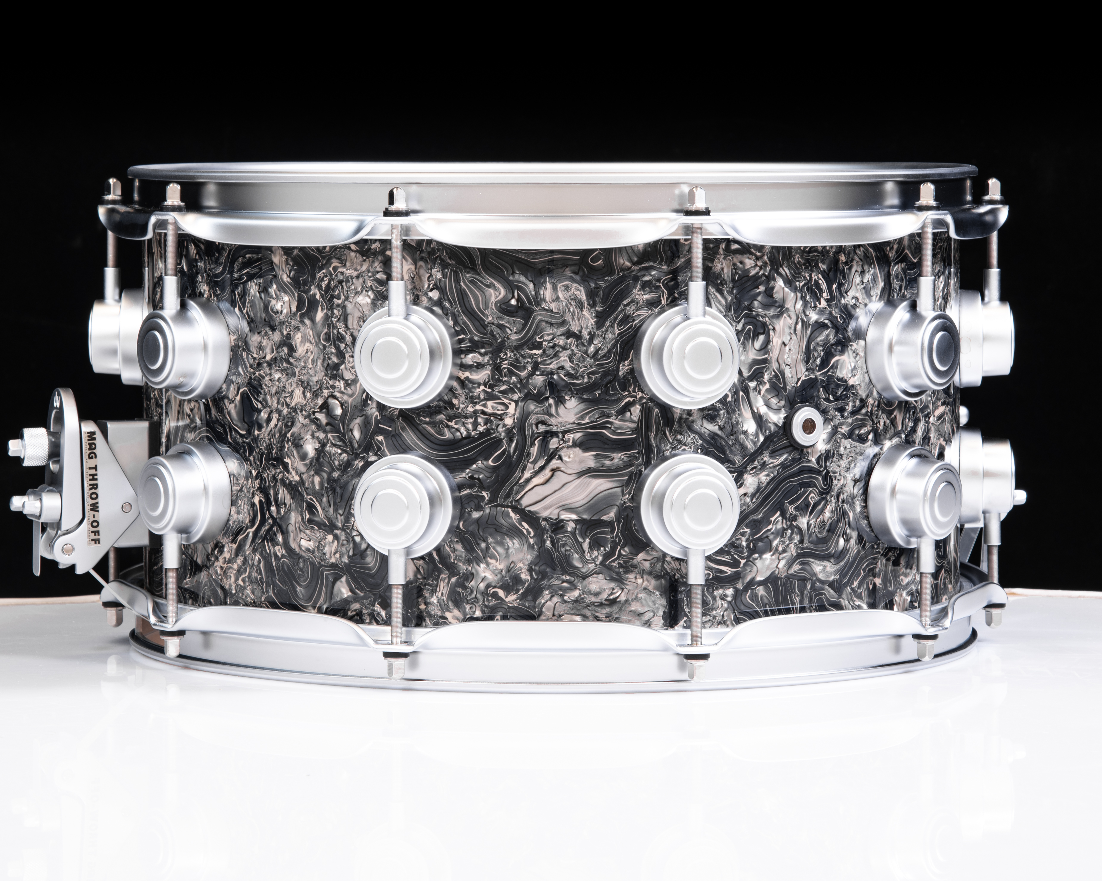 DW Collector's 7x14 Maple SSC Snare - Silver Abalone w/Satin