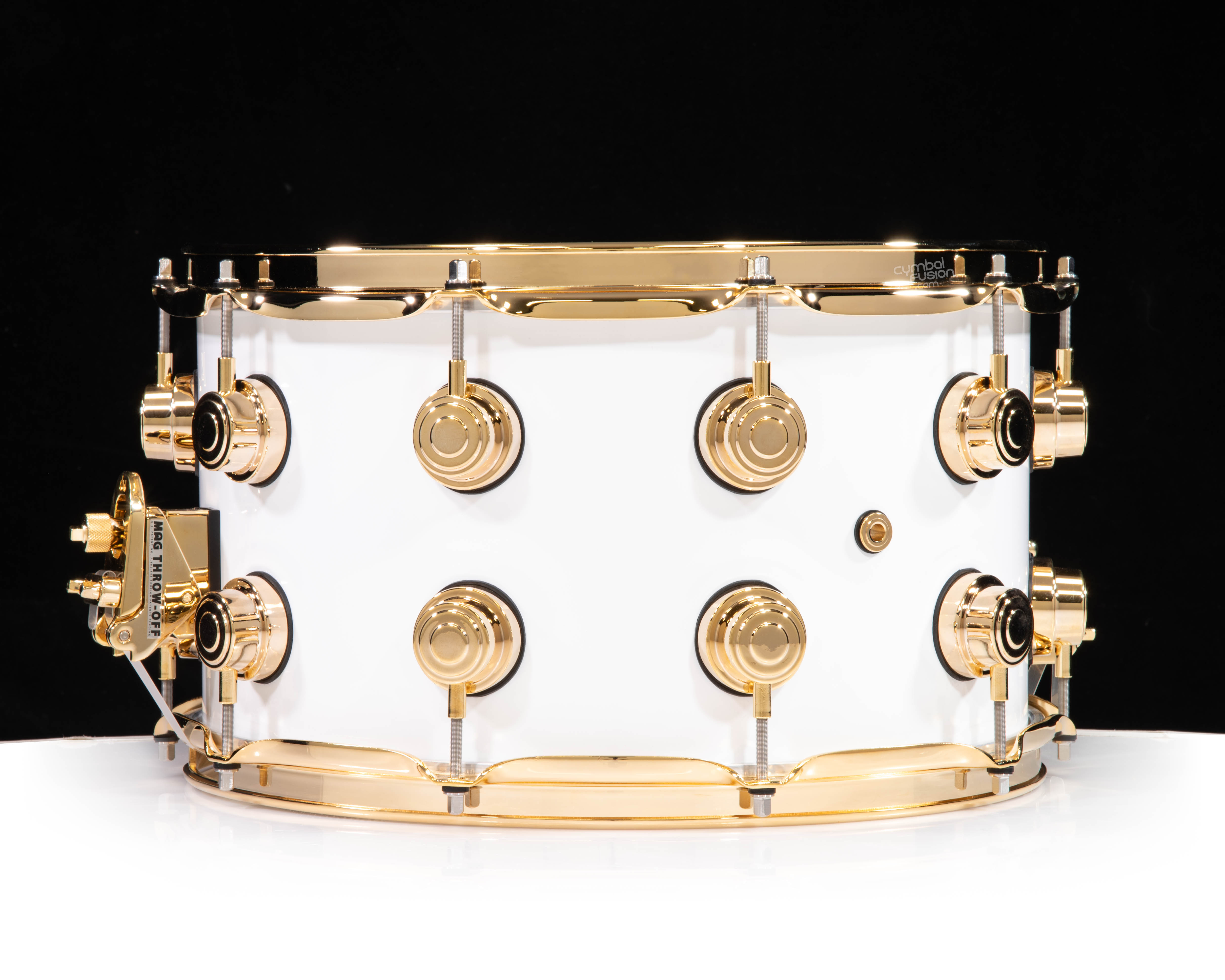 DW Brass Snare Drum 8x14 Gold Hardware - Polar White