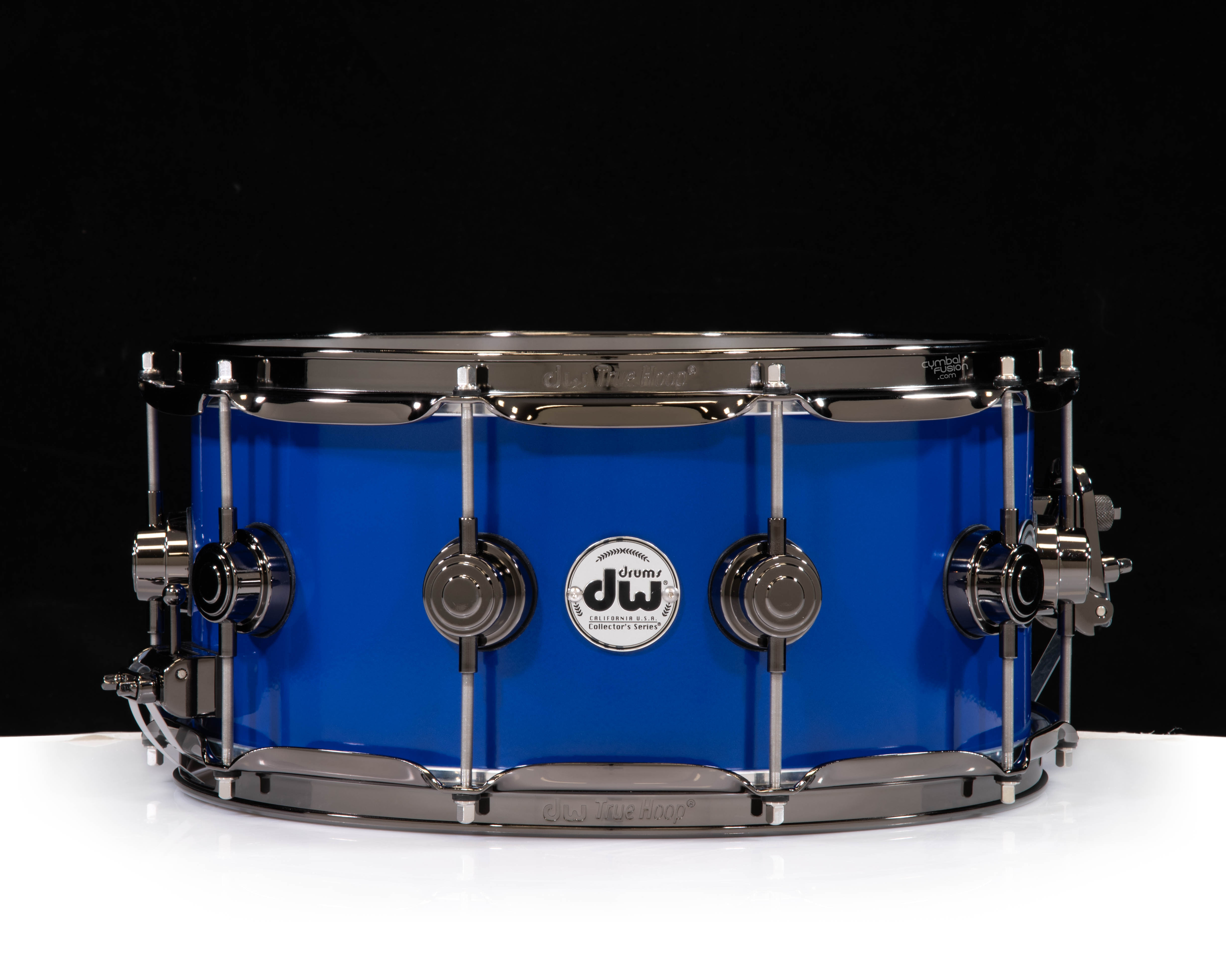 DW Collectors 6.5x14 месингов малък барабанDW Collectors 6.5x14 месингов малък барабан  