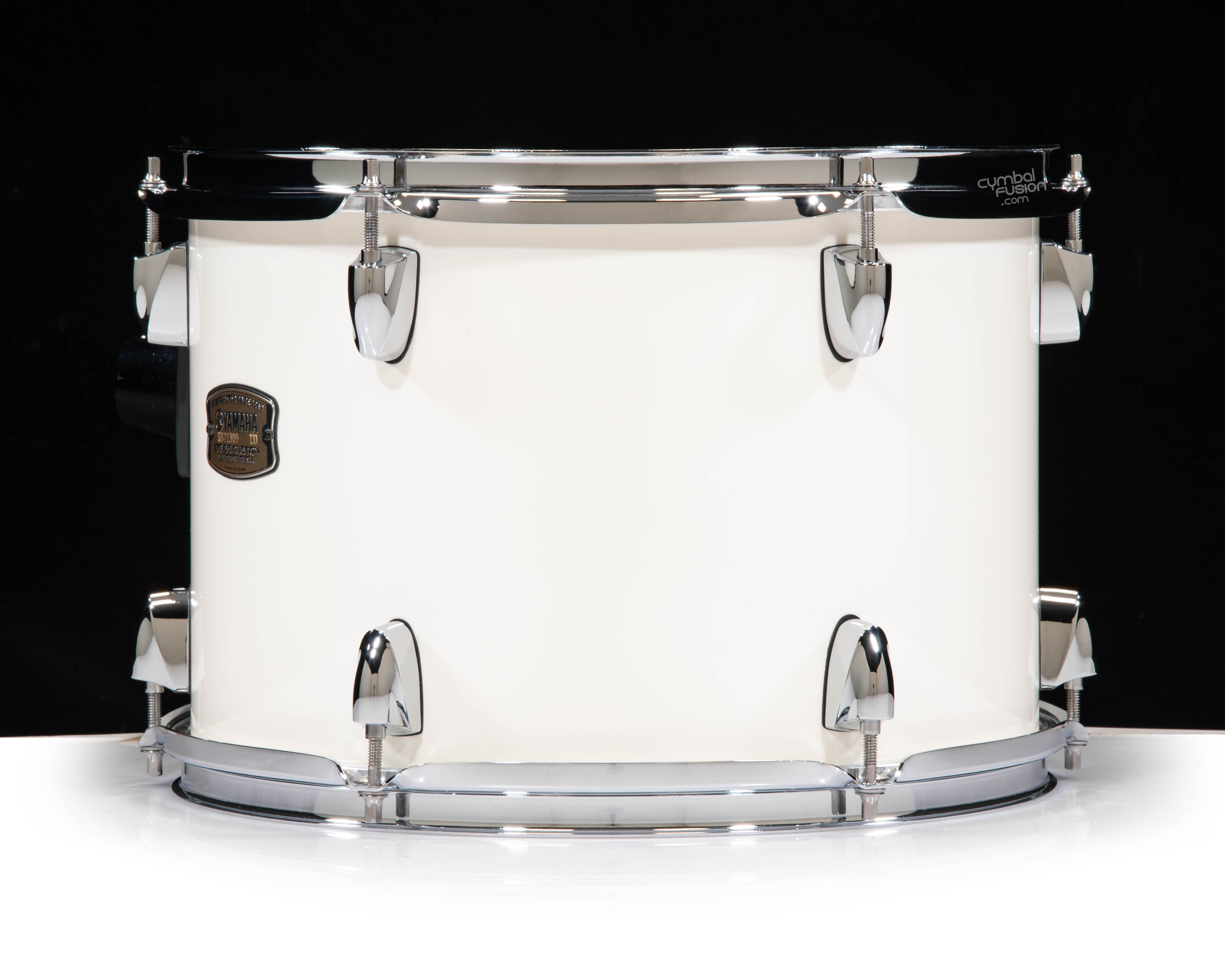 ジ*ン様 【最終大幅値下げ！！】美品✨YAMAHA APX-6S ボディ白濁無し Yamaha Stage Custom Birch 12x8 Rack Tom Classic White