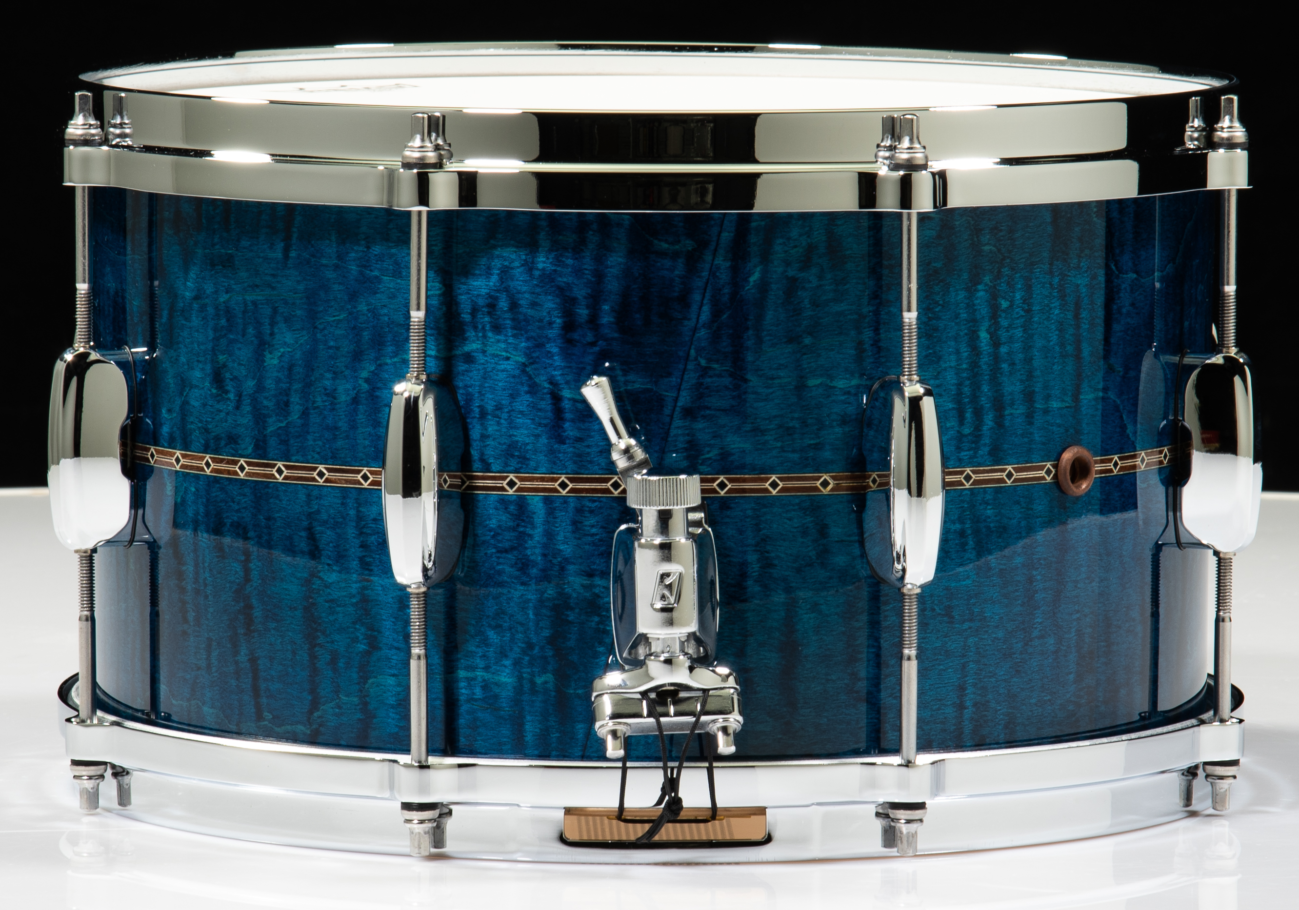 ｔａｍａ☆彡❤️ officialtamadrums shows off this stunning and detailed 14” x