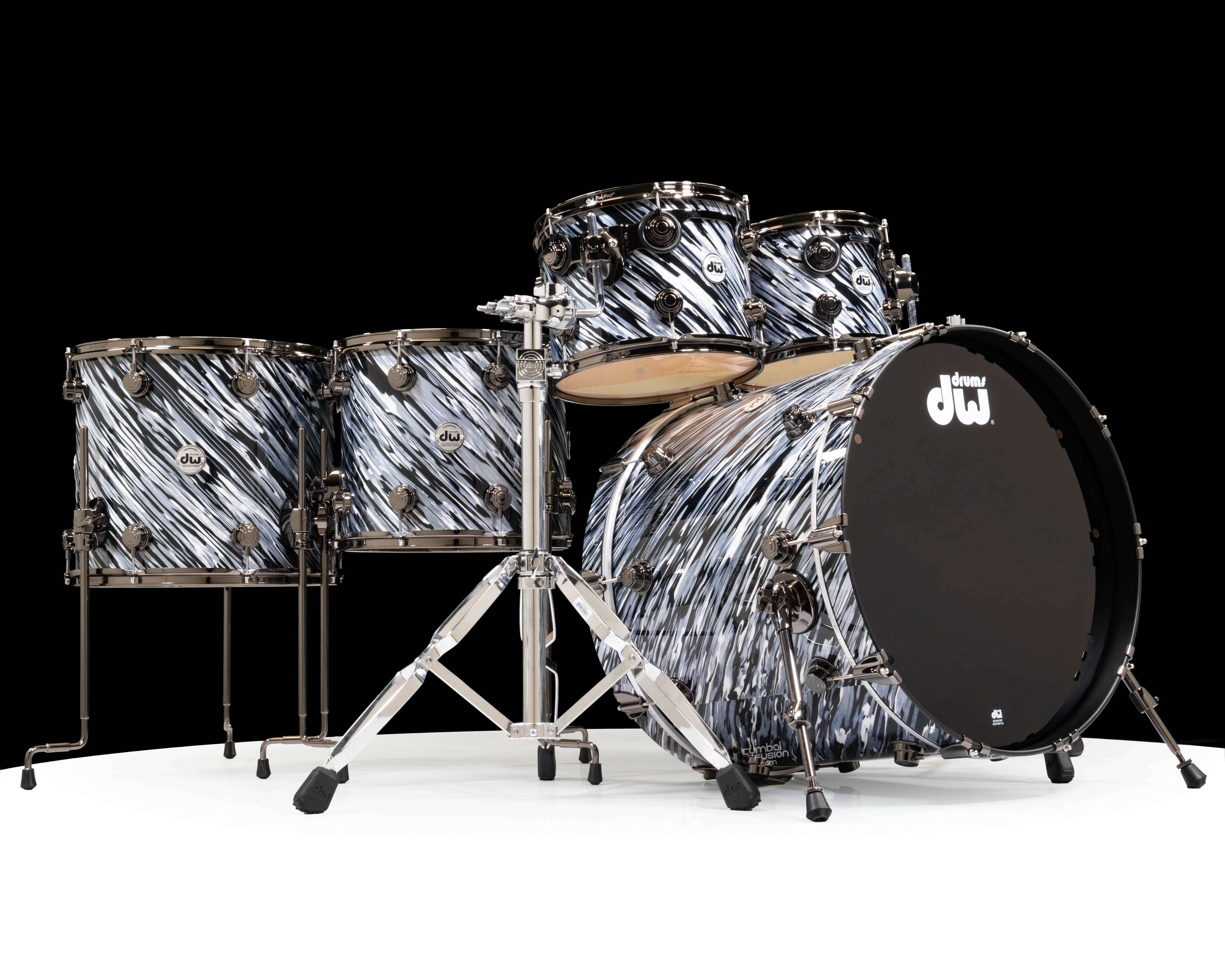 DW Collector's 5pc SSC Maple Kit - Twisted Black Oyster w/Black