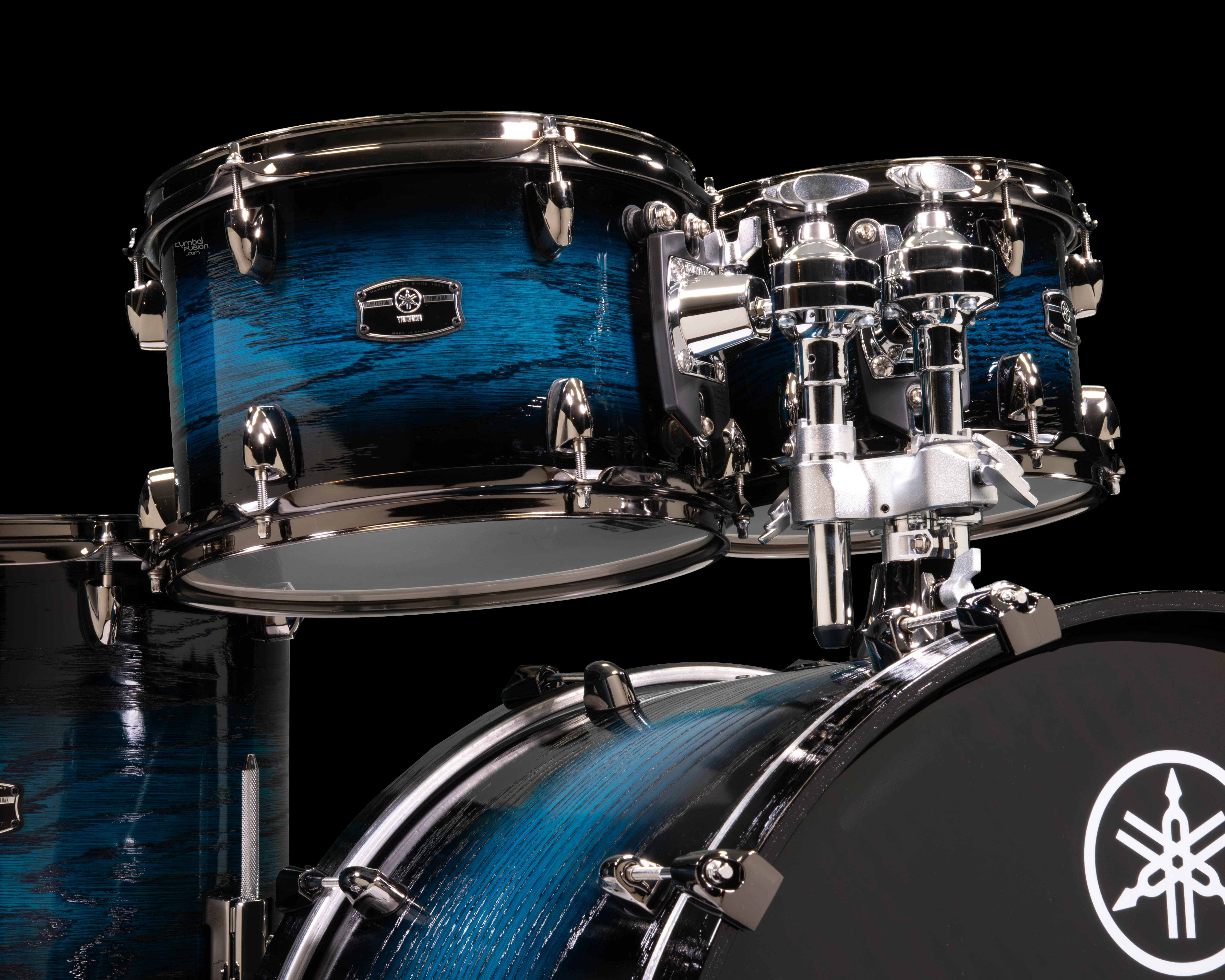 Yamaha Live Custom Hybrid Oak 10/12/14/16/22 - Uzu Ice Sunburst