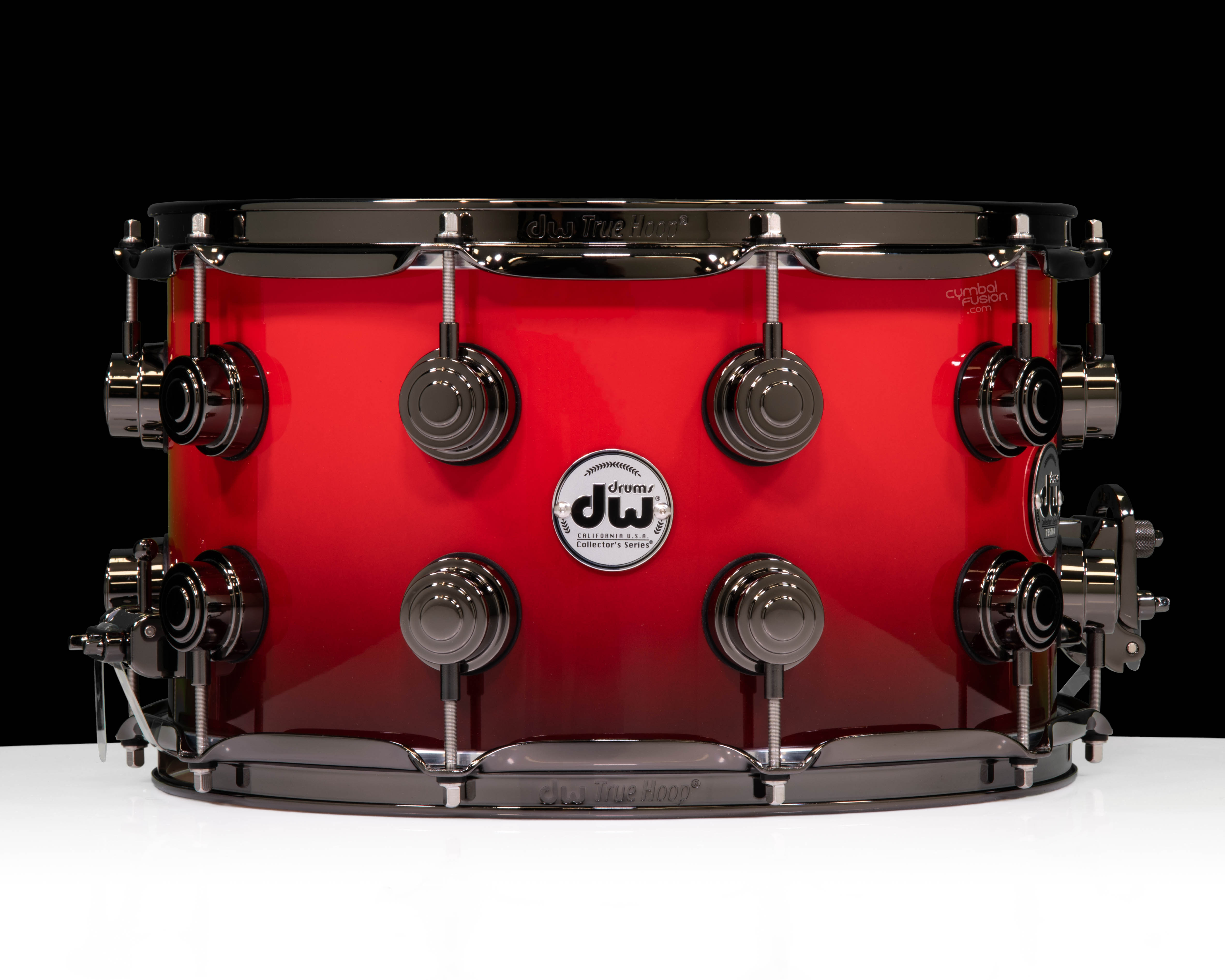 SENTINELS / WORLD DIVIDE デスコア メタルコア DW Collector's SonicPly 8x14 Snare Drum – Scarlet Red to Piano