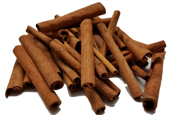 Cinnamon Cassia Quills 8cm Wholesale Image by SPICESontheWEB