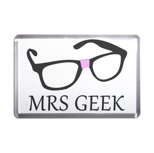 Mrs Geek - Plastic Fridge Magnet Mrs Geek - Plastic Fridge Magnet