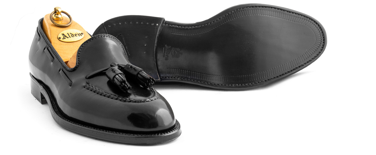 靴 ALDEN Black 660 Black Tassle Loafers 660 - Tassel Loafer in Black Calfksin – ALDEN SHOES