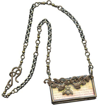 Fleur de Bee Pendant - Necklace Tutorial Fleur de Bee Pendant - Necklace Tutorial