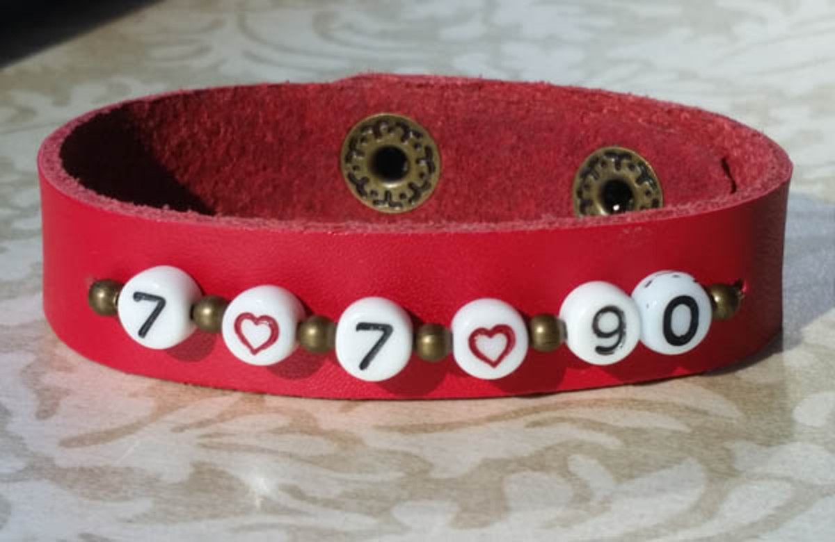Custom Anniversary Bracelet Tutorial Custom Anniversary Bracelet Tutorial