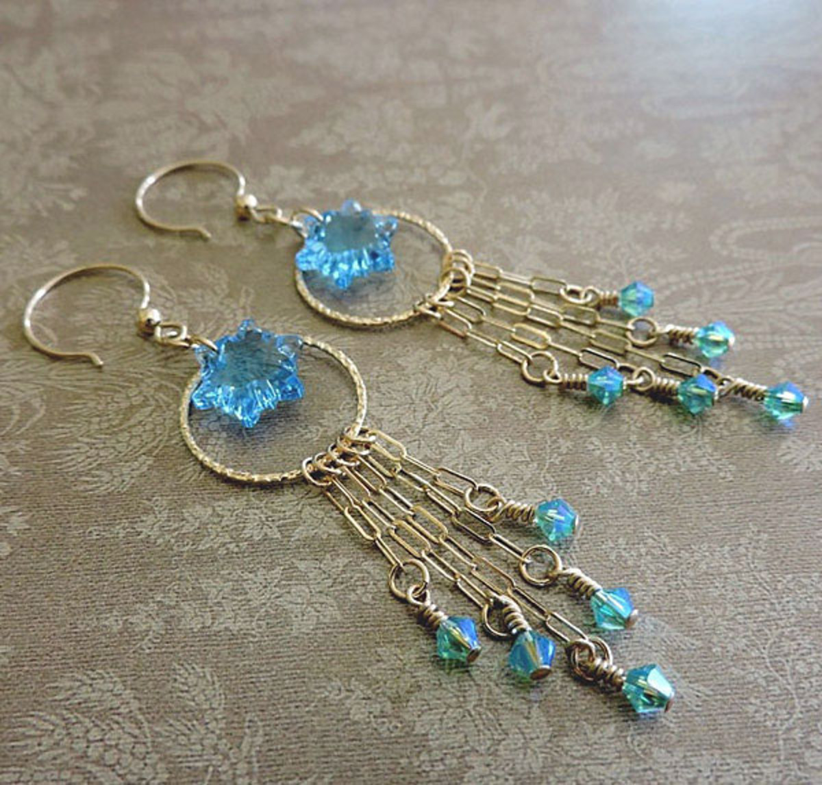 Aqua Flower Crystal Earrings Tutorial Aqua Flower Crystal Earrings Tutorial