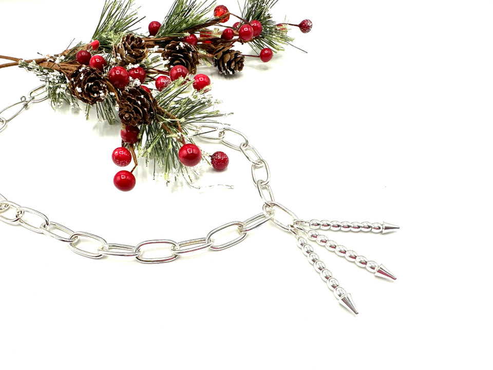Silver and Bright Necklace