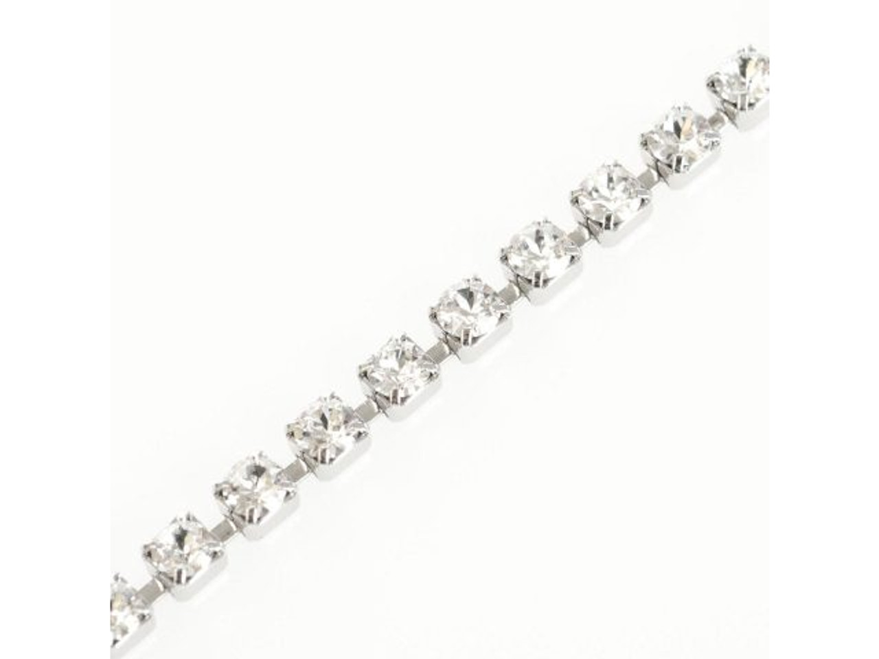 Crystal/ Rhodium Plated PRESTIGE Rhinestone Chain, 24pp (meter)