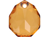 Let your designs shine with this PRESTIGE Crystal Components 6436 Majestic Pendant. This pendant features a wide teardrop-like shape with angular facets. These facets catch the light and make this pendant really sparkle. There is a stringing hole at the top of the pendant, so it is easy to add it to your designs. This pendant features a Light Amber color.
