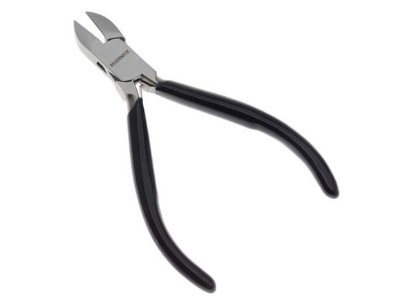 Upgrade your jewelry-making game with The Beadsmith Jewelry Wire Side Cutters, Nippers, Pliers. With top-notch polishing and construction, these side cutters are perfect for cutting soft wire, including tigertail, accuflex, copper, and sterling, making them indispensable tools for any DIY enthusiast. Whether you're creating elegant necklaces, stylish bracelets, or cute earrings, these side cutters will ensure a professional finish for all your handmade projects. Don't settle for average - add a touch of glamour to your creations with The Beadsmith Jewelry Wire Side Cutters!