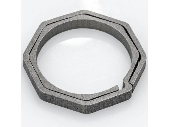 Titanium Key Ring, Split Ring, 25mm Octagon (Each)