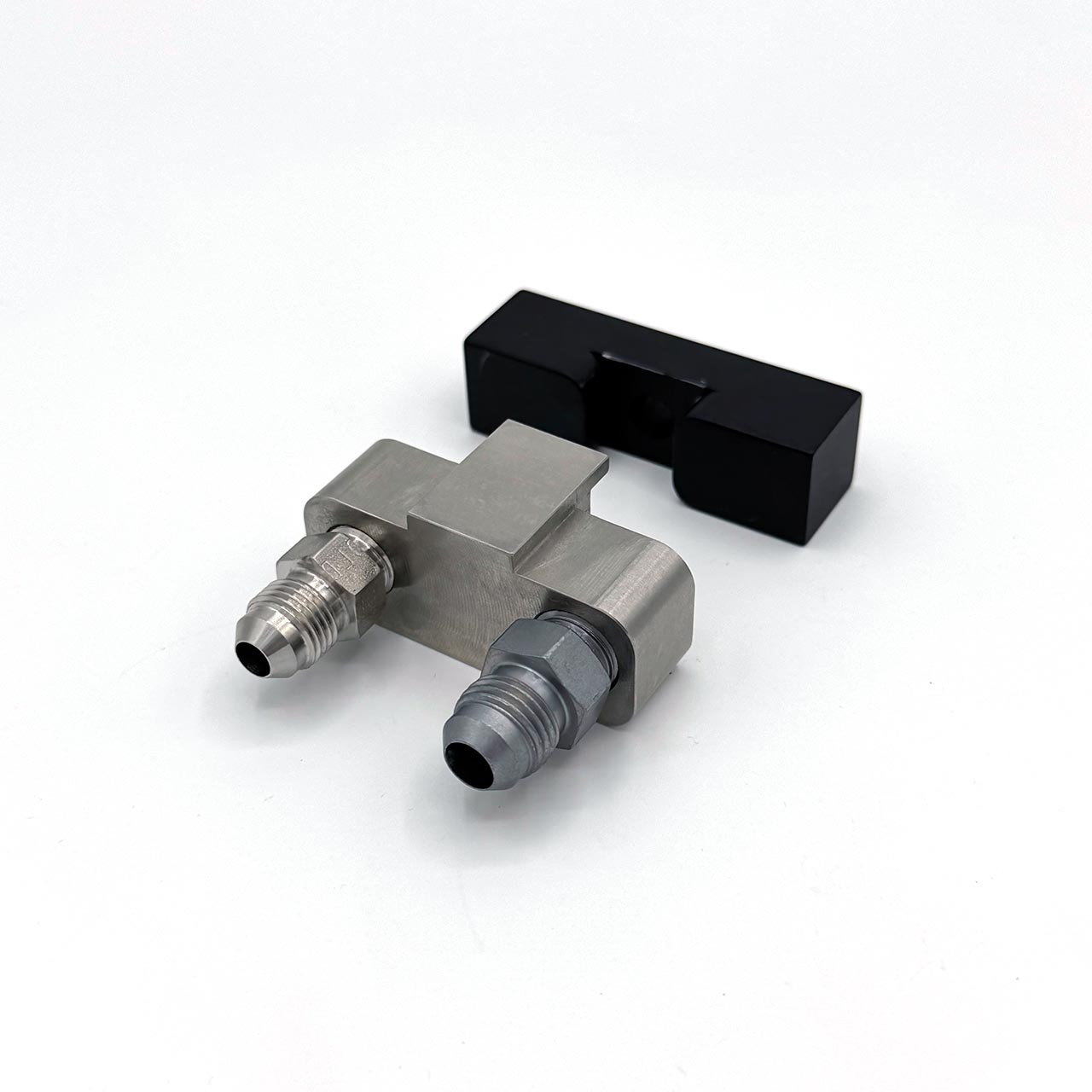 Graco KIT,ADAPTER, MANIFOLD, AP-FX