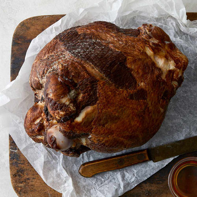 Whole Bone-In Ham -- ITEMS-PORK-BNWHM-000-PV10636