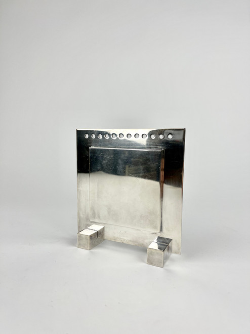 Richard Meier Swid Powell Medium Ana Frame - Russell Brightwell