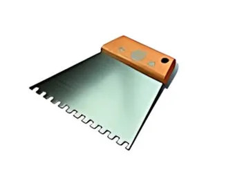 SPATOLA MILANESE CON MANICO DENTATA DA 200